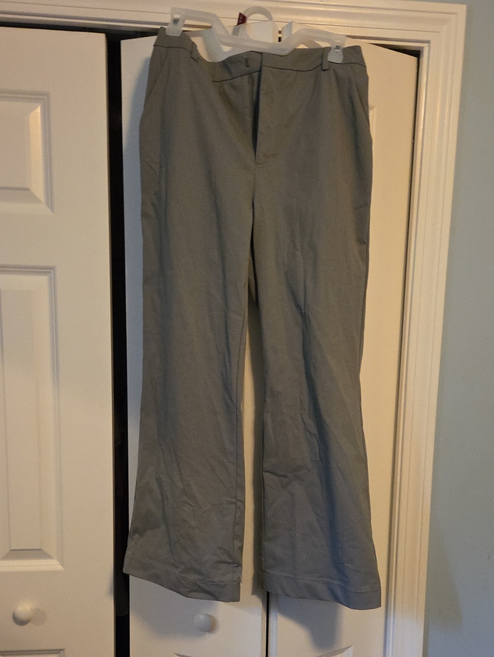 HALARA Women’s Straight Leg Work Pants Gray Size M Regular